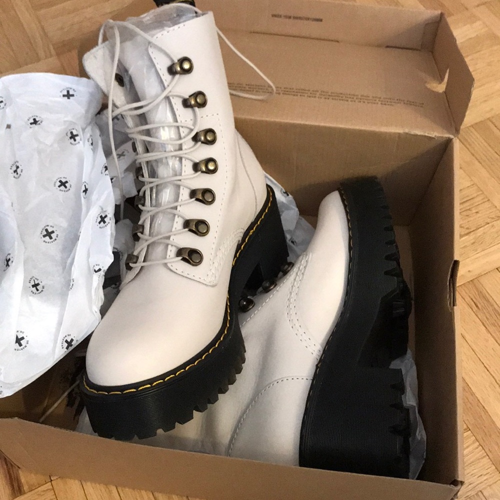 Dr. Martens white boots- size 7